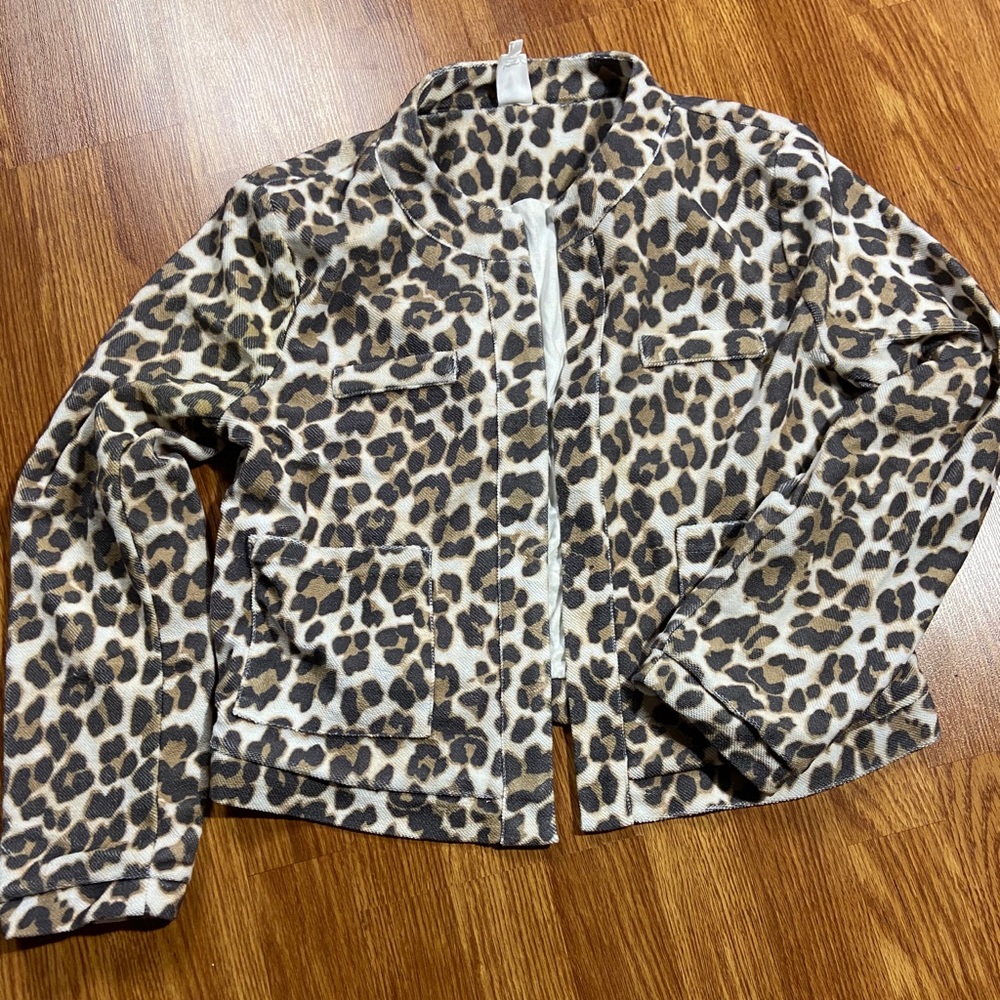 Vici Flawless leopard jacket
